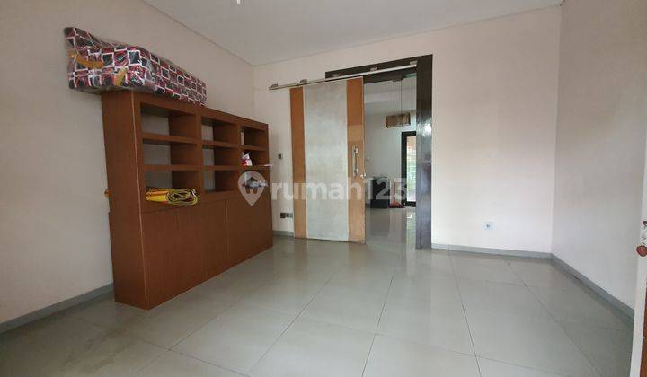 Disewakan Rumah Siap Huni di sayap Riau Bandung 3