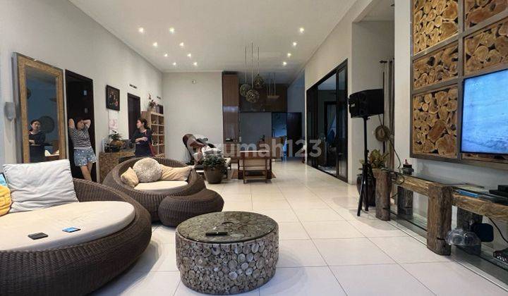 Rumah Luxury Kota Baru Parahyangan 2