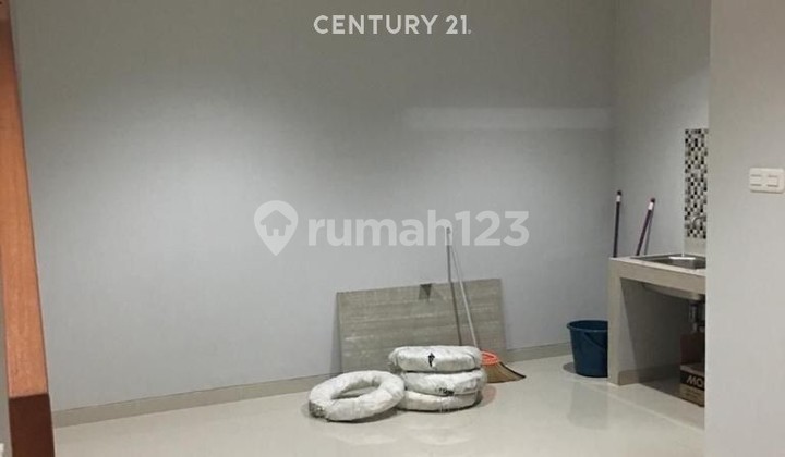 Rumah 2 Lantai Semi Furnished di Komp Cherry Field Kota Bandung 2