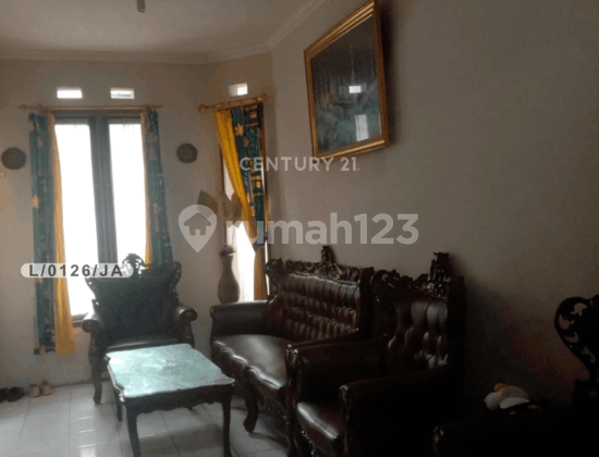 Rumah SHM 2 Lantai Siap Huni dan Strategis di Cimahi Selatan
