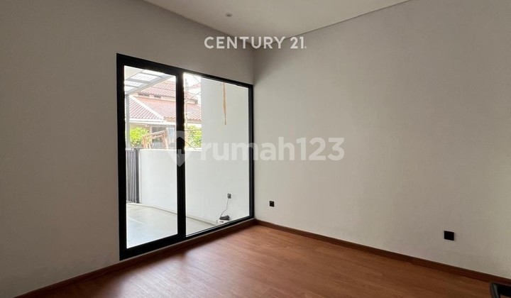 2-Story SHM House Ready to Live In and Strategically Located in Buah Batu, Bandung 2