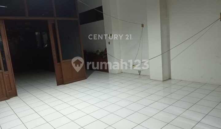 For Rent: Ready-to-Use Strategic Shop House in Karapitan, Lengkong, Bandung 2