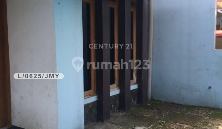 Rumah 2Lantai Luas 360M2 Di Komplek Pasadena Jl Flamboyan Bandung 1