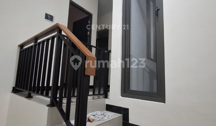 For Sale: 2-Story Comfortable House Located in Gardenville Tki 5 Bandung 2