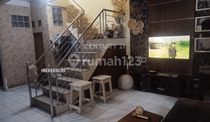 For Sale 2-Storey Strategic House in Melong Asri Regency, Cimahi