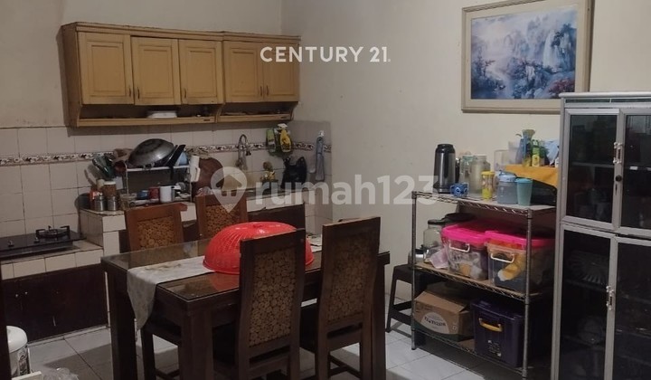 For Sale 2-Storey Strategic House in Melong Asri Regency, Cimahi 2