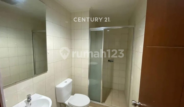 Apartemen Royal Mediterania Garden Semi Furnished Jakarta Barat 2