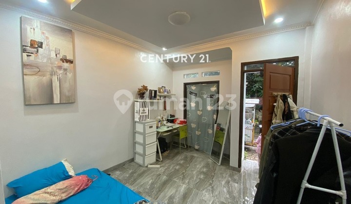 Comfortable and Ready-to-Occupy 2-Story House in Buah Batu, Bandung 2