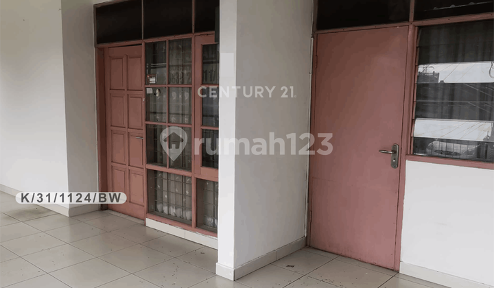 Rumah Hadap Barat SHM Siap Huni di Jalan Kopo Permai 3 Bandung