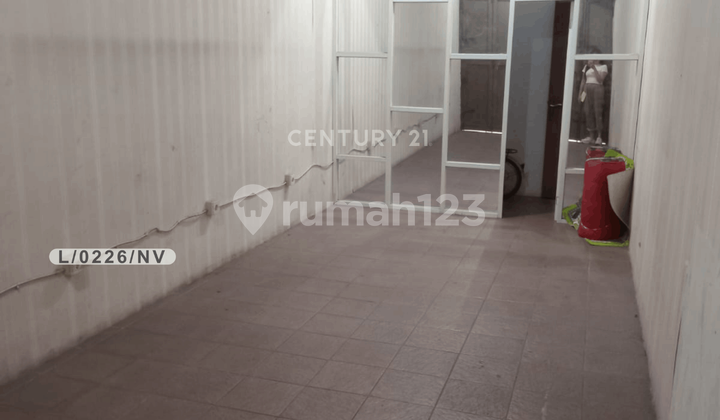 Clean, Ready-to-Occupy, and Strategic Shop House in Taman Kopo Indah 3 Bandung