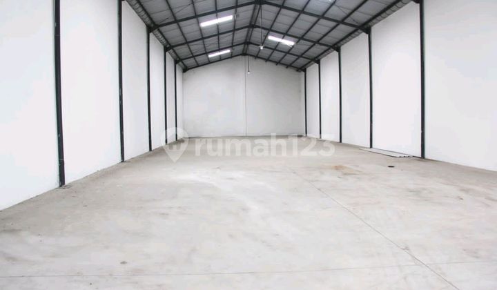 Gudang Baru Siap Pakai Di Raya Lingkar Timur, Sidoarjo