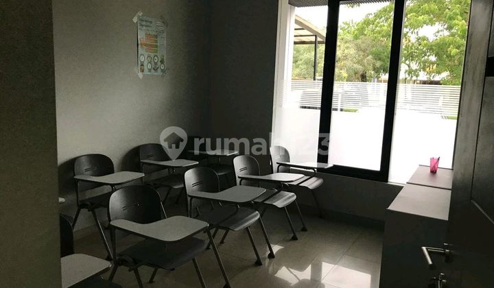Rumah Usaha di Raya Taman Puspa, Citraland Surabaya di Jalan Raya Kembar 2