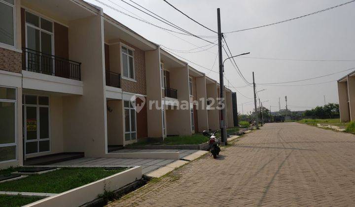 Dijual Rumah di Perumahan Aeroland Residence. Jl. Halim Perdana Kusuma, Tangerang 2