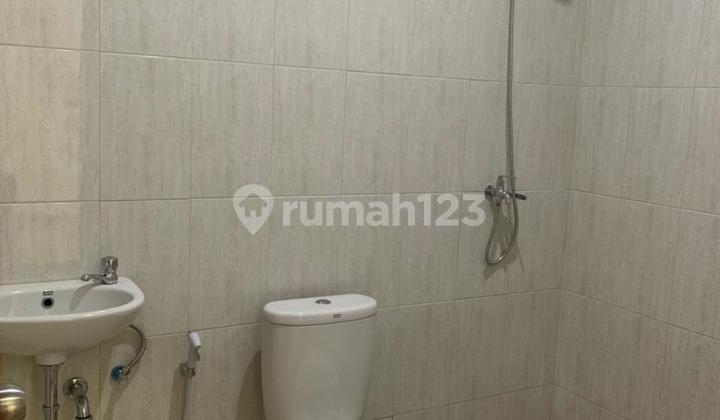 Rumah di Casa Amira Prive Jl. H. Risin, Serpong Utara, Tangerang Selatan 8