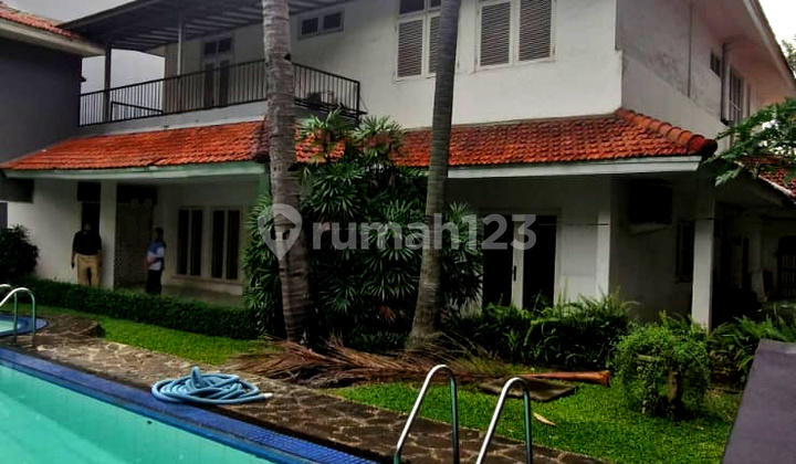 Dijual Cepat Rumah di Jln Solo, Menteng, Jakarta Pusat