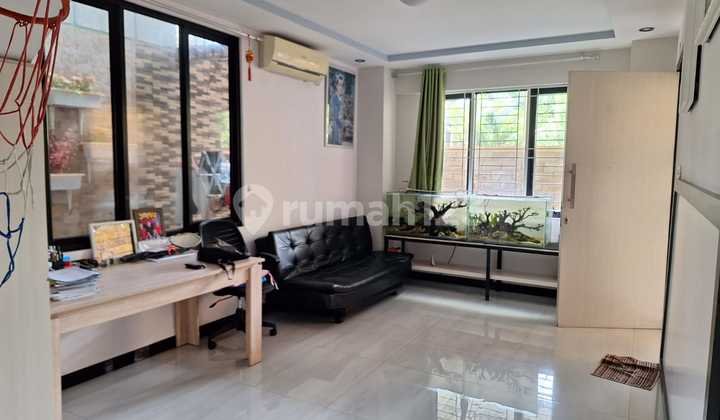 Dijual Rumah di Taman Palem Lestari, Cengkareng, Jakarta Barat 2