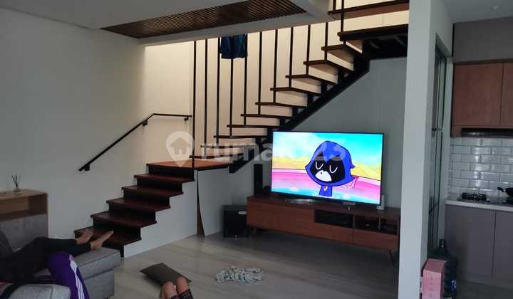 Rumah Hook Idaman Cantik Siap Huni Strategis Dekat Club House Summarecon Bandung