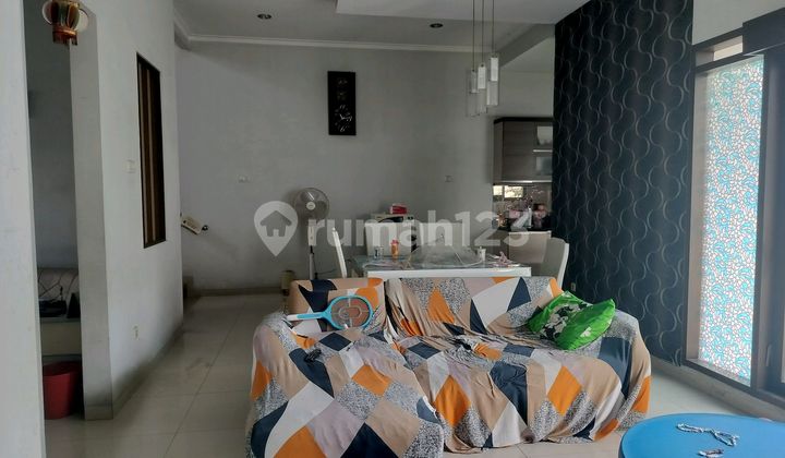 Reluctant to Sell, Very Rare You Know