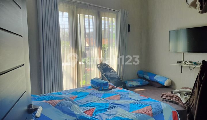Murahh bangettt lho Rumah luxury di di SAYAP Turangga 2.5 lantai SHM Bagus hadap Timur 2