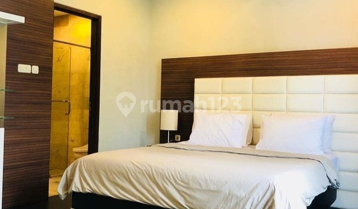 Rumah 3 Lantai Yang Modern Rumah 3 Lantai Yang Modern