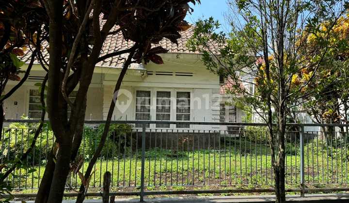 Jl. Putri Dijual Rumah Bagus Semi Furnished Lengkong, Bandung