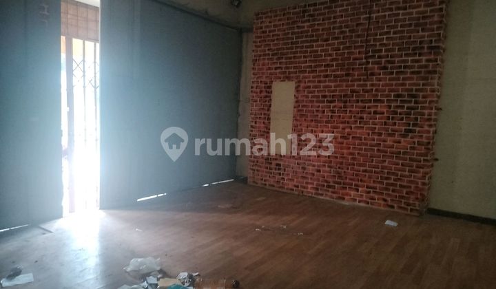 Strategic Shop House and Main Road in Leuwi Panjang Bandung 2