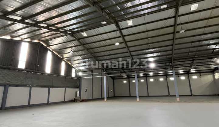 Gudang ada ruang kantor Bagus Soekarno Hatta, Bandung Gudang ada ruang kantor Bagus Soekarno Hatta, Bandung