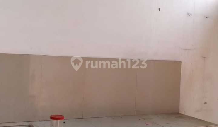 Coblong, Ready-to-Live Minimalist House in the Center of Bandung City Coblong, Ready-to-Live Minimalist House in the Center of Bandung City