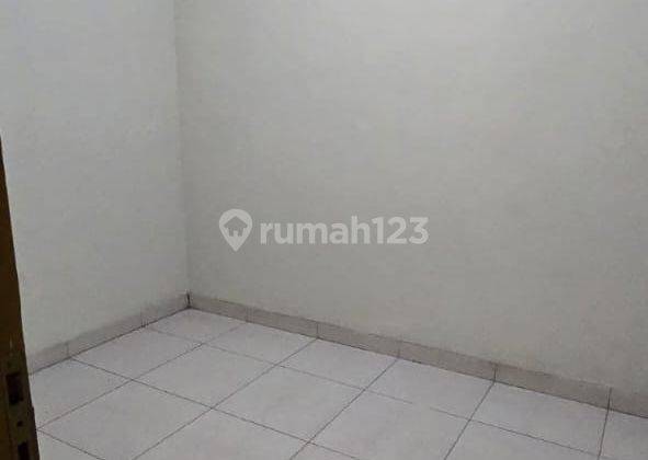 Disewa Rumah Bagus Taman Holis Indah, Bandung 2