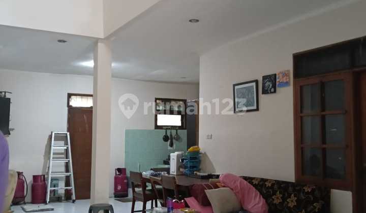 Semi Furnished Nice House Pagarsih, Bandung Semi Furnished Nice House Pagarsih, Bandung