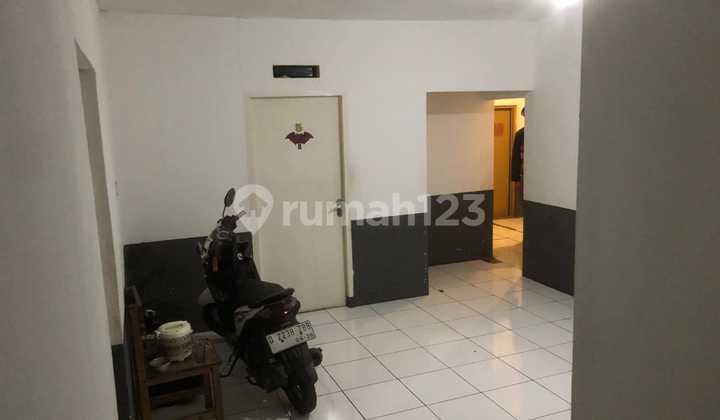 Active and Fully Occupied 267 m2 Boarding House in Strategic Hegarmanah, Bandung 2