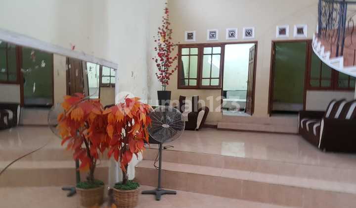 Rumah Mewah 4 Lantai Bagus Strategis Siap Huni Padalarang, Bandung Rumah Mewah 4 Lantai Bagus Strategis Siap Huni Padalarang, Bandung