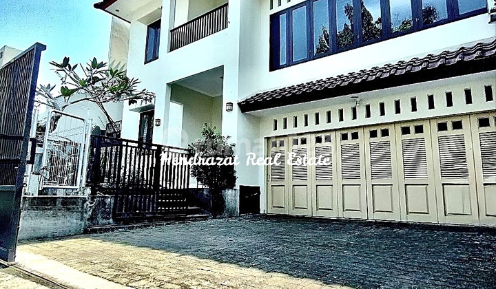 Dijual Cepat Rumah Komplek Semi Furnish Di Duren Sawit Jakarta Timur
