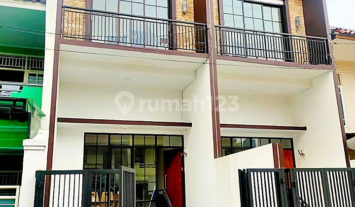 Dijual Rumah Baru 3 Lantai Di Curug Pondok Kelapa Duren Sawit Jakarta