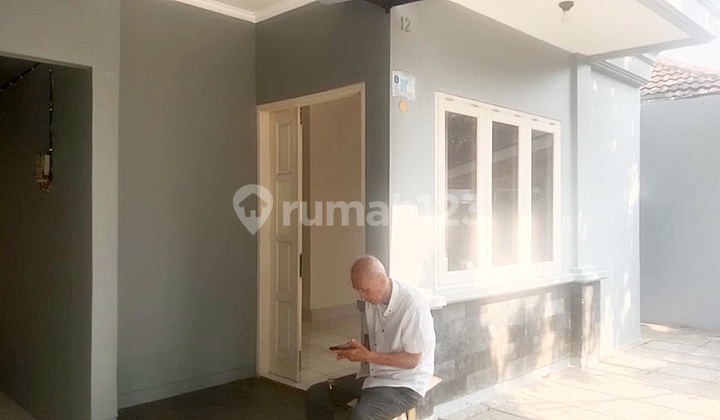 Cheapest Quick Sale Complex House in Pejaten Barat, South Jakarta 2