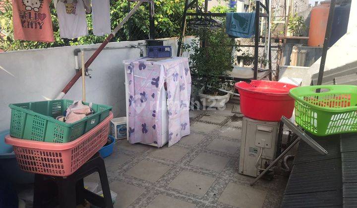 Dijual Cepat Rumah Komplek 2,5 Lantai di Puloasem Dekat Velodrome 4