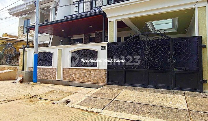 Dijual Cepat Rumah Mewah Furnished Dalam Komplek Duren Sawit Jakarta 2