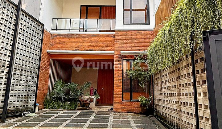 Dijual Rumah 2 Lantai Full Furnish Jalan Siaga, Pasar Minggu