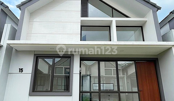 For Rent: Spring Valley 2 House in Sentul City, Ready to Occupy, 60 Million/Year