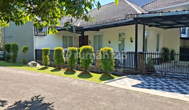 Massive Price Drop! ✨ Semi-Furnished Luxury Hook House Sentul City