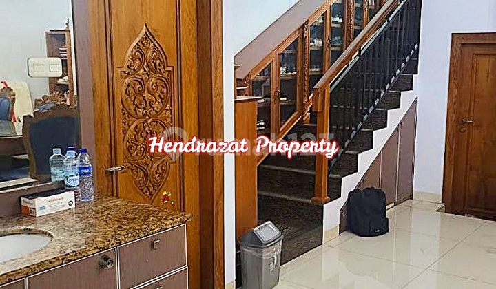 Dijual Cepat Rumah 2 Lantai Semi Furnish Di Cempaka Putih Jakarta Pusat  2