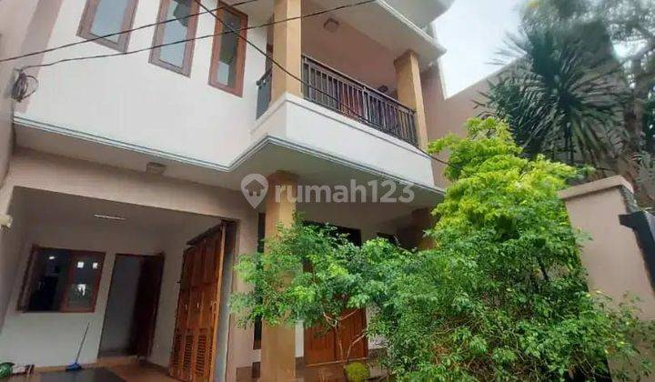 Rumah 2 Lantai Bagus Dalam Perumahan Kemang Timur Jakarta Selatan 1