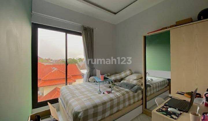 Kost 3 Lantai Strategis di Mampang Prapatan Jakarta Selatan 2