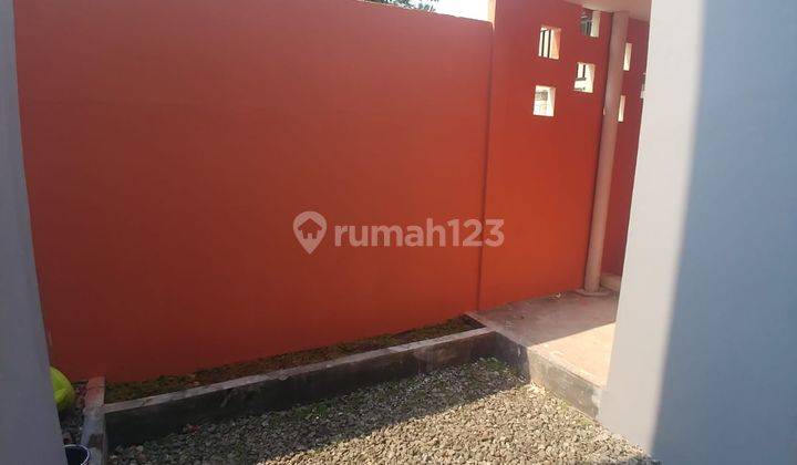 Rumah 2 Lantai SHM di Cijantung, Jakarta Timur 2