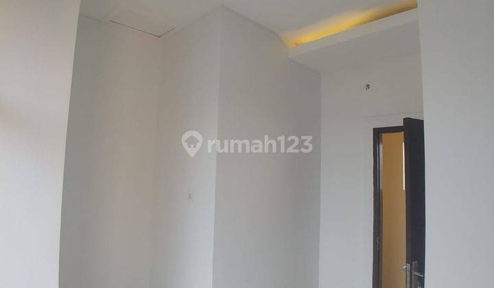 Rumah 2 Lantai SHM di Cijantung, Jakarta Timur 2