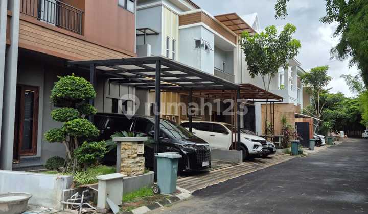 Dijual stok rumah contoh 2 lantai di tengah kota Jakarta Timur 2