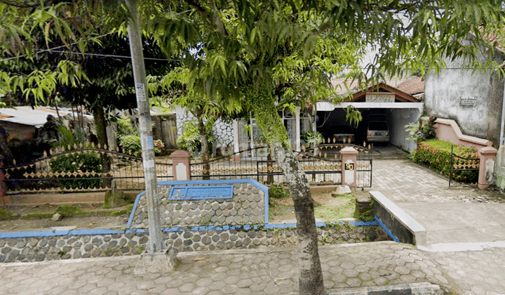 Rumah Besar Dekat Trio Mall, Shm, Tengah Kota, Cocok Usaha  6
