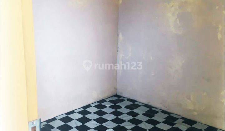 Rumah 2 Lantai Bagus SHM di Perum Karina Sejahtera , Kendal 10
