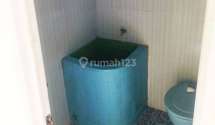 Rumah 2 Lantai Bagus SHM di Perum Karina Sejahtera , Kendal 12