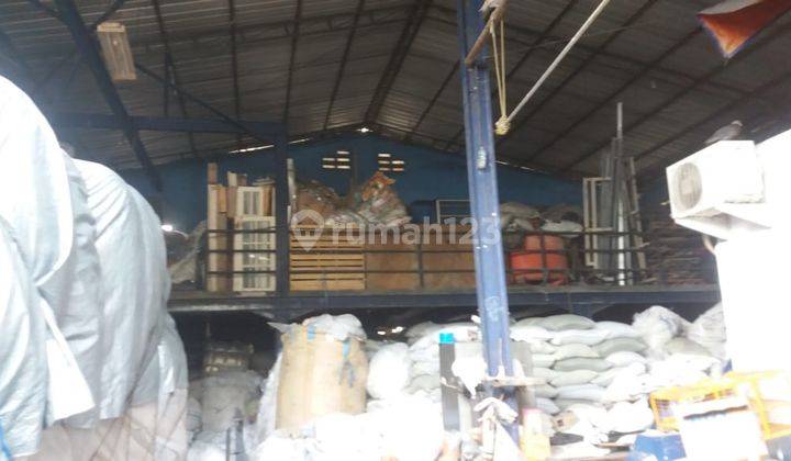 Gudang Kapuk Dekat Akr Surat Lagi Proses Pemecahan Bebas Banjir  1